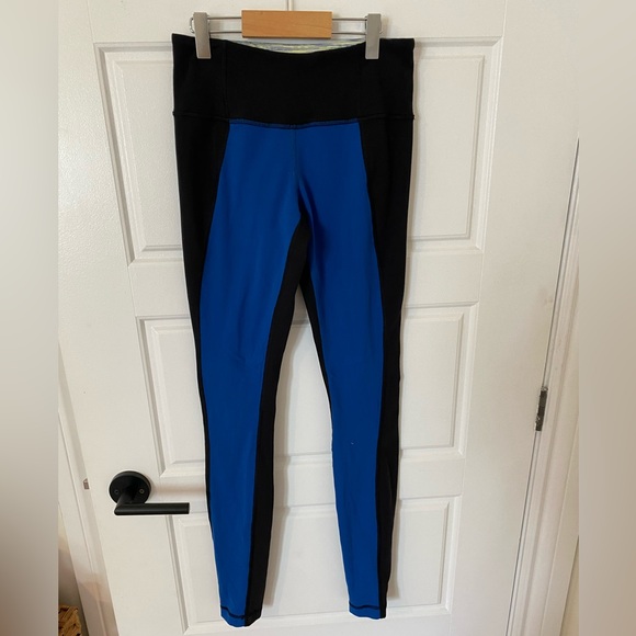 Lulumon - Picture 2 of 2